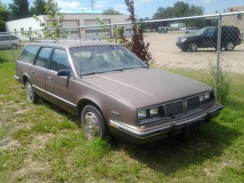 Pontiac 6000 1984