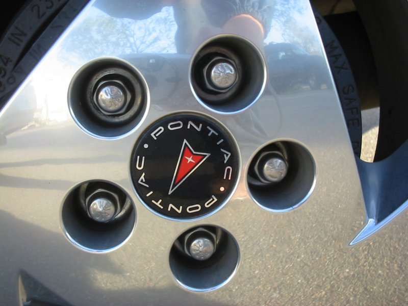 Pontiac Emblem Wheel