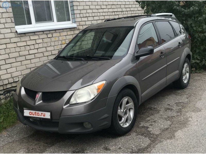 Pontiac Vibe серый