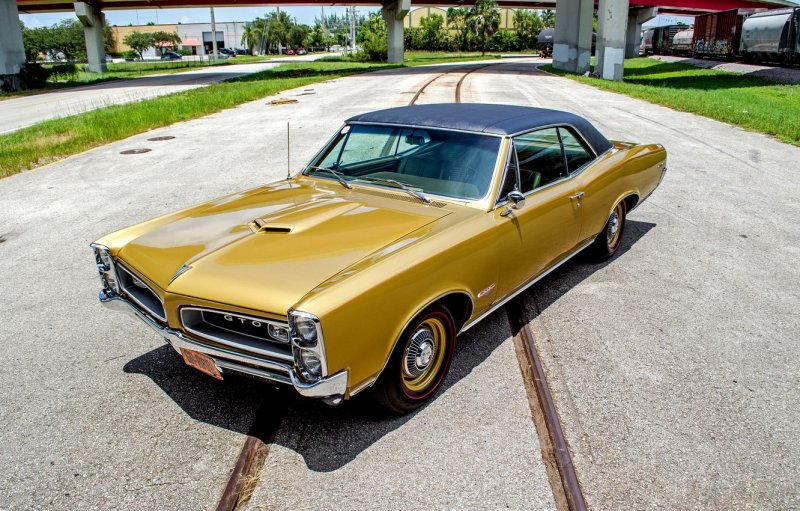 1965 Pontiac GTO Hardtop Coupe