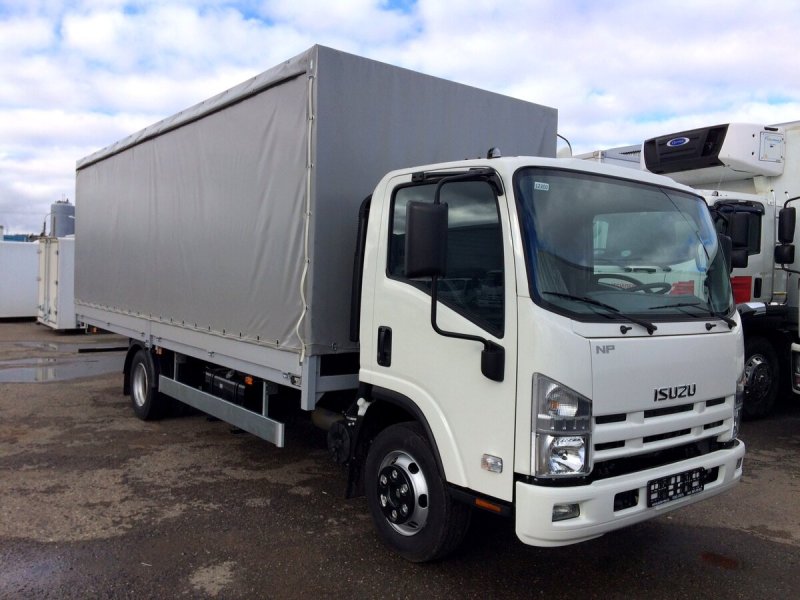 Isuzu грузовик 2т