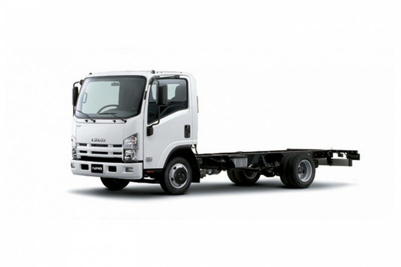 Isuzu npr75lk