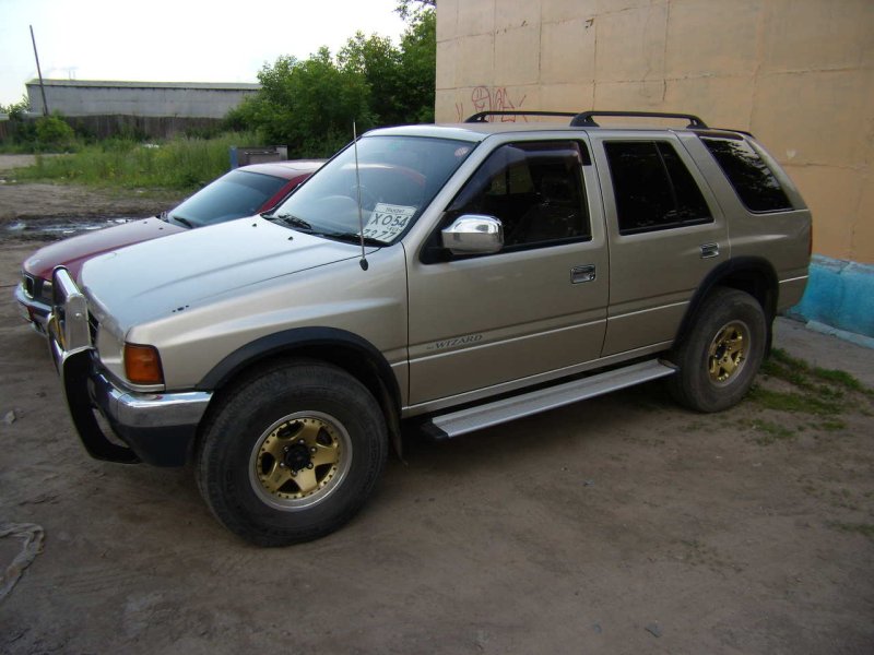 Isuzu Wizard 1993