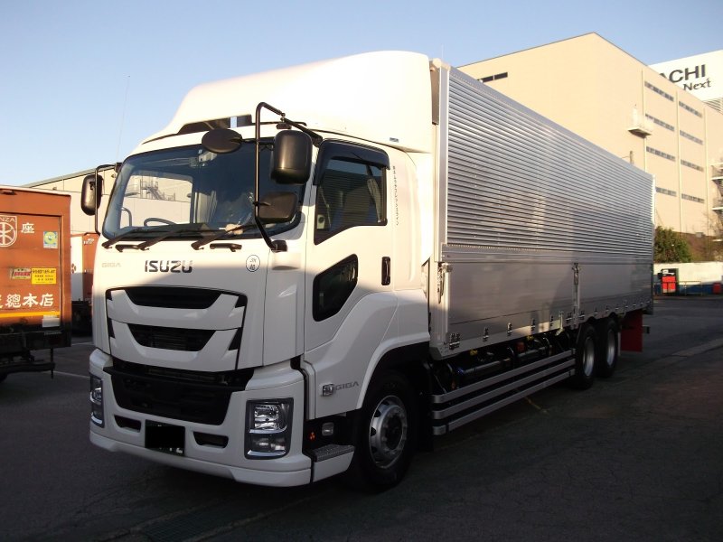Isuzu Giga 10 тонн
