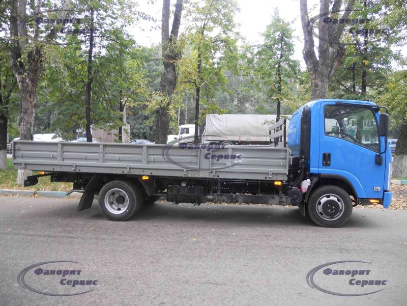 Isuzu NPR 75lk борт тентованный