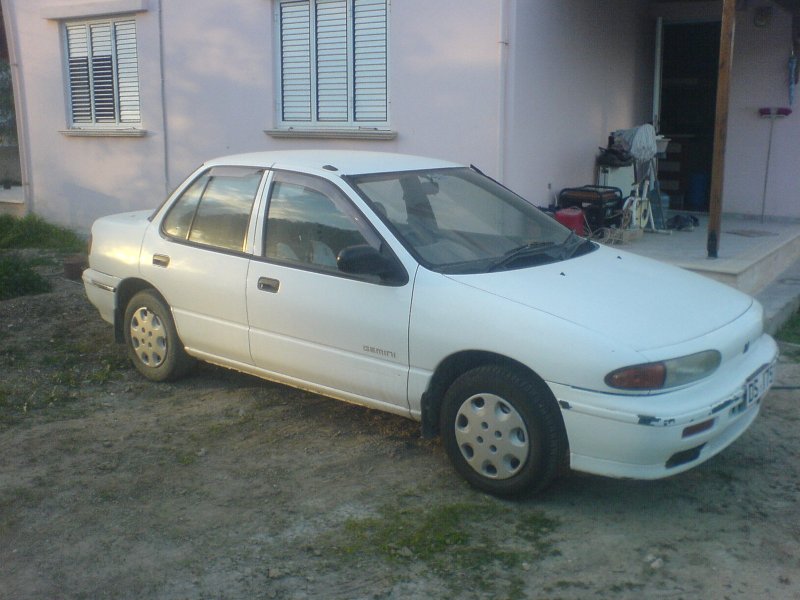 Isuzu Gemini, 1990 год