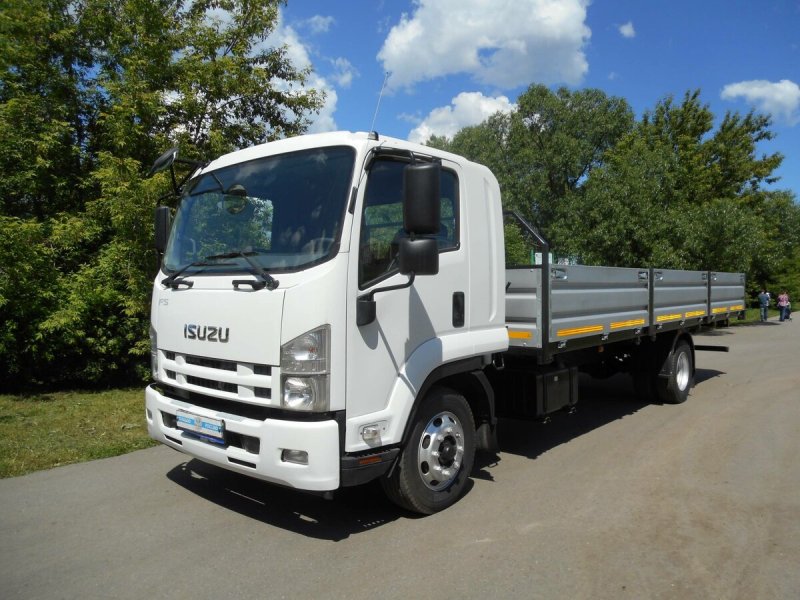 Бортовой грузовик Isuzu (5 тн)