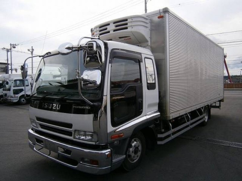 Исузу форвард 2007 реф 4 тонны