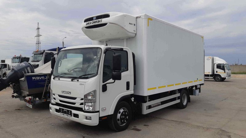 Isuzu nqr90 фургон