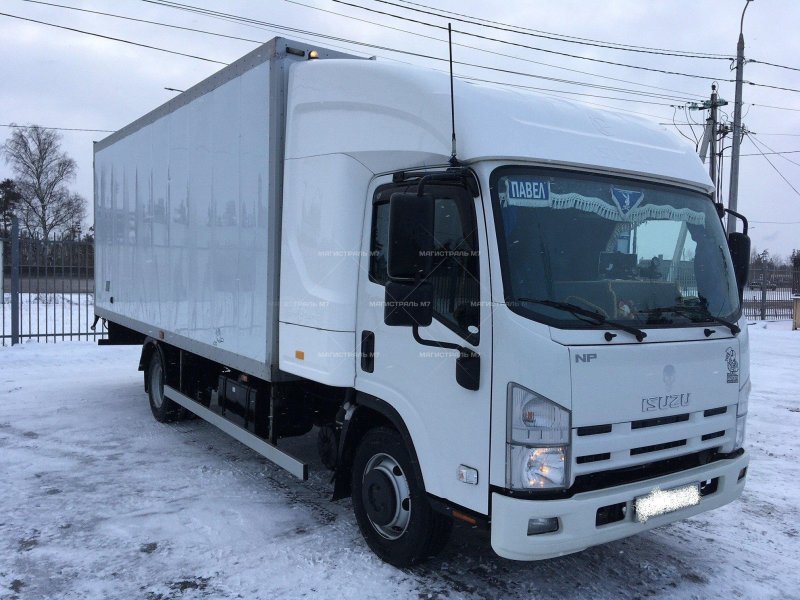 Isuzu npr75 с спальником рефрижератор