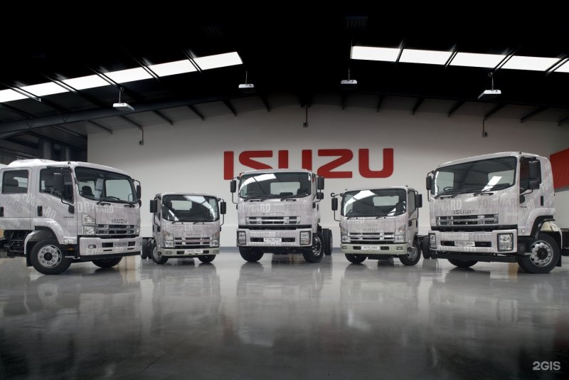 Японские Грузовики Isuzu