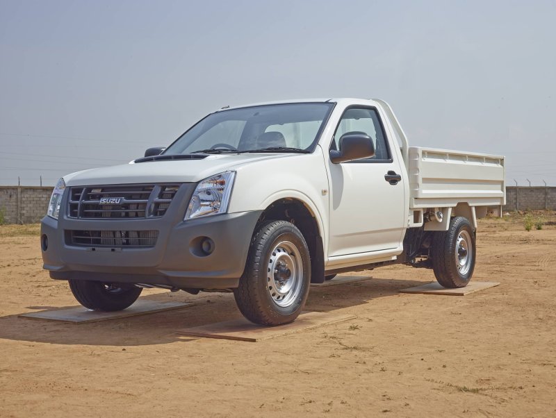Isuzu пикап 2005