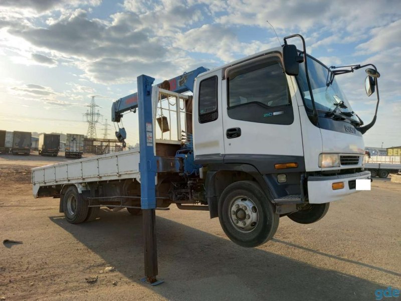 Isuzu forward 1996