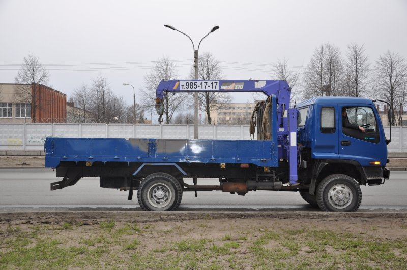 Isuzu forward манипулятор 1990