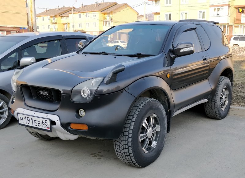 Isuzu VEHICROSS 2016