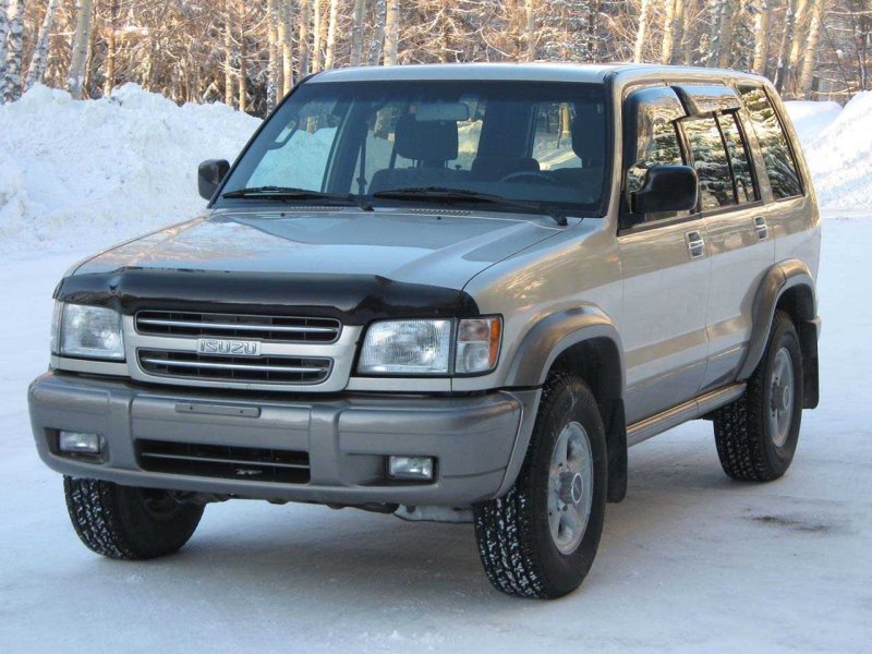 Isuzu Trooper 2002