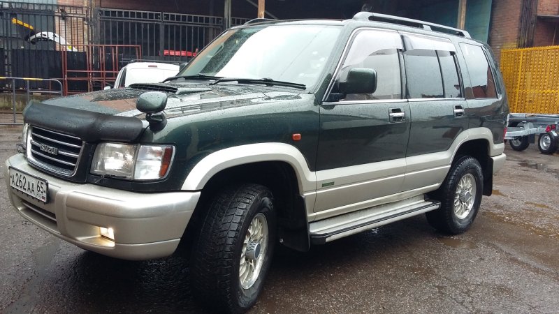 Isuzu Bighorn 2003
