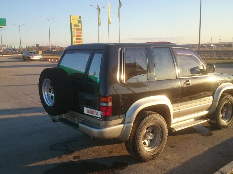 Isuzu Bighorn 1996