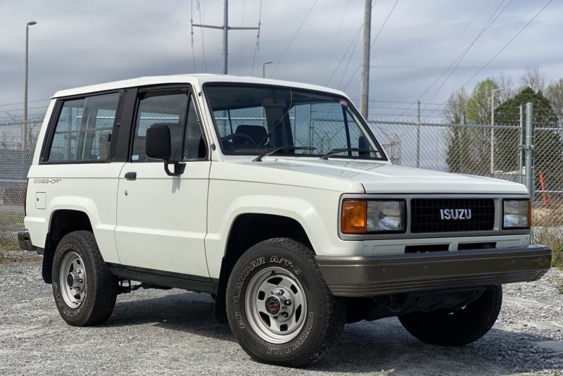 Isuzu Trooper 1990