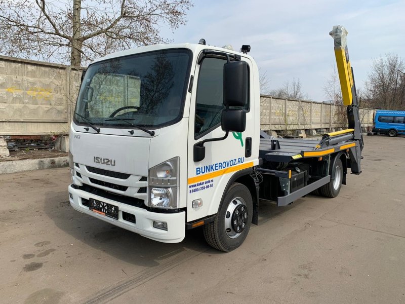 Isuzu nqr90l-m