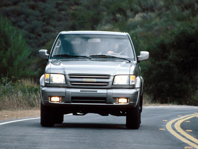 Isuzu Trooper 3