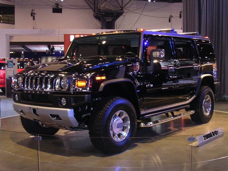 Машина "Hummer h2"