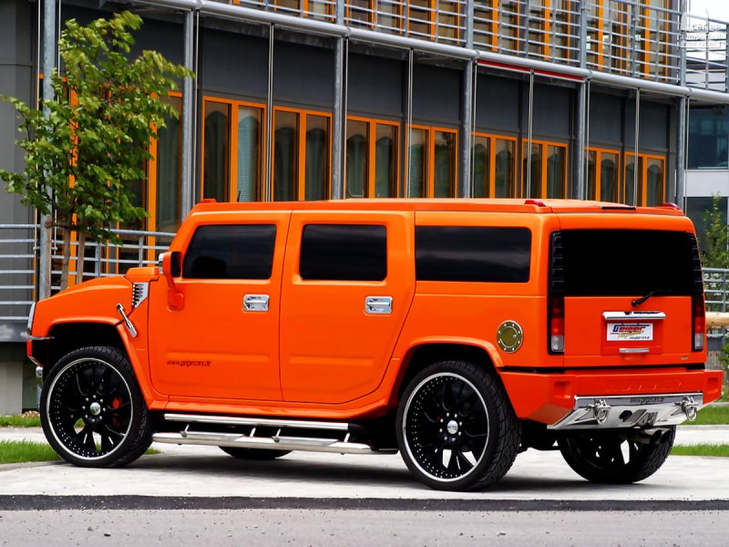 Тюнингованный Hummer h2