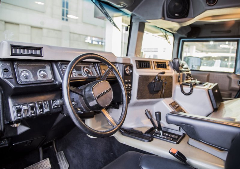 Hummer h1 салон