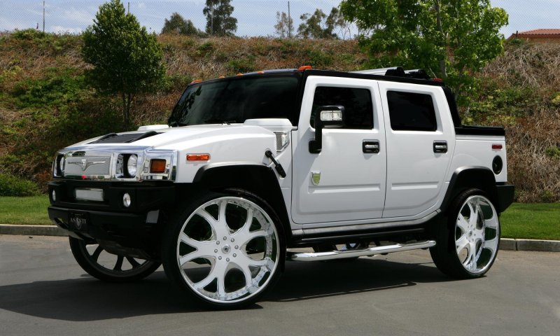 Hummer h2 White Tuning