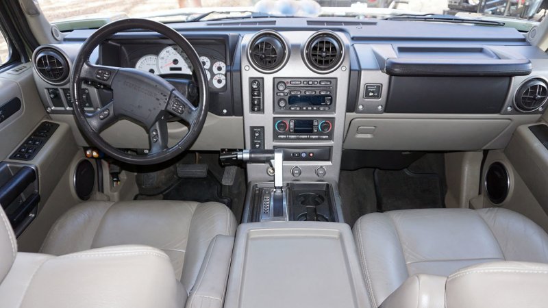 Hummer h2 2003 салон