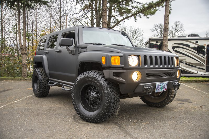 Hummer h3 черный Раптор