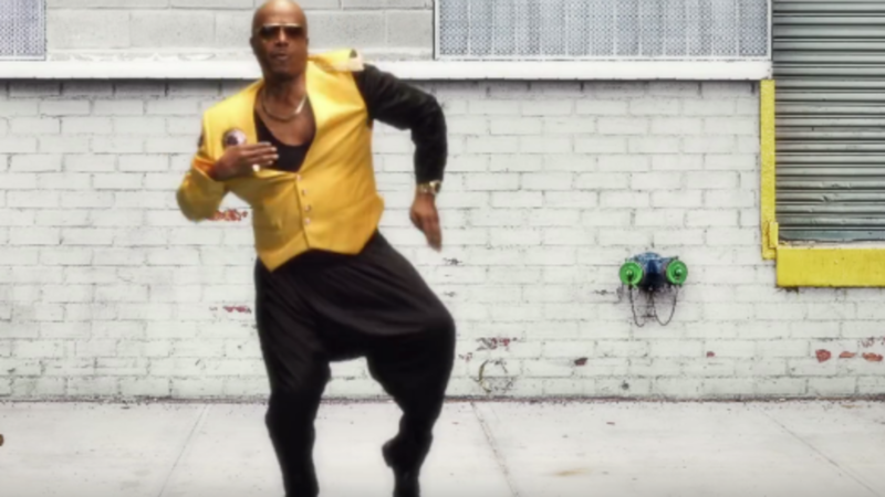 MC Hammer Dancing masin