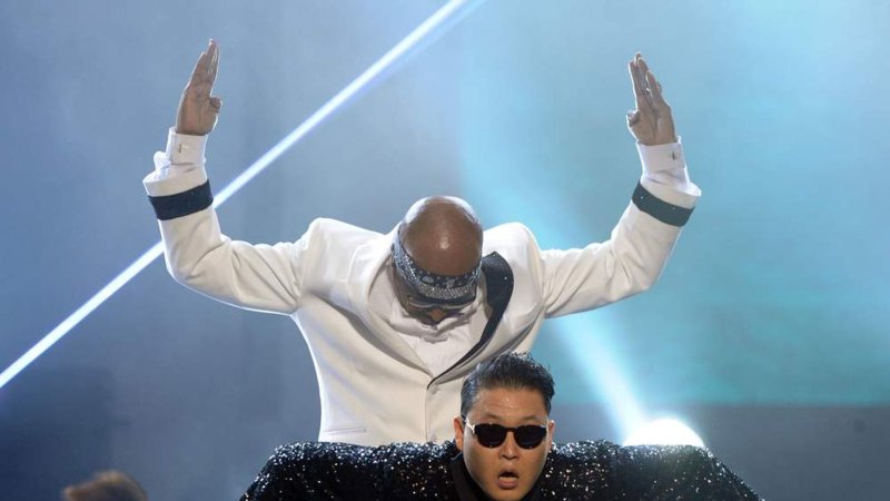MC Hammer 2020