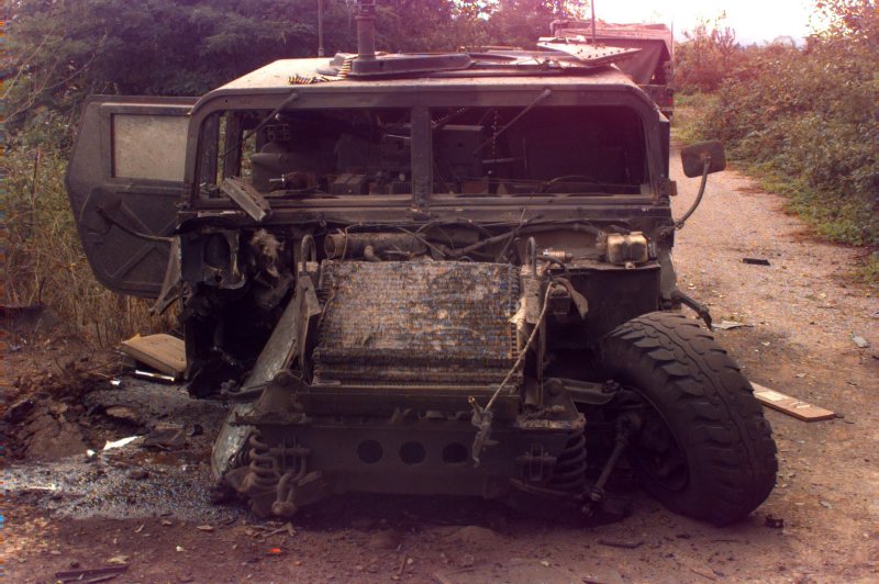 Hummer h1 военный подбитый