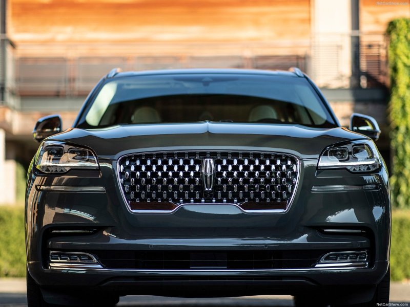 Линкольн Авиатор 2020
