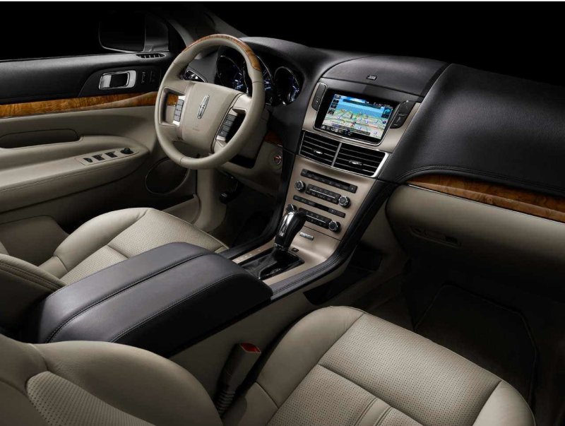 Lincoln MKT 2010