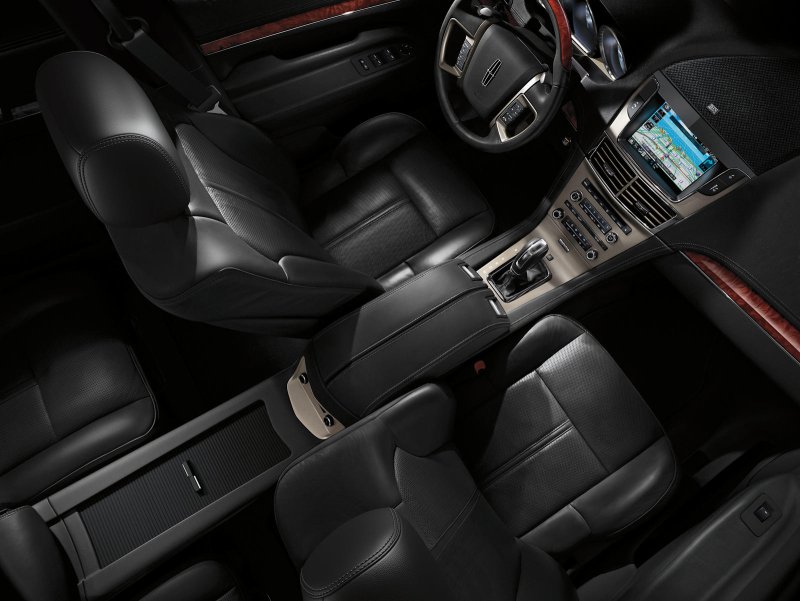 Lincoln MKT 2012