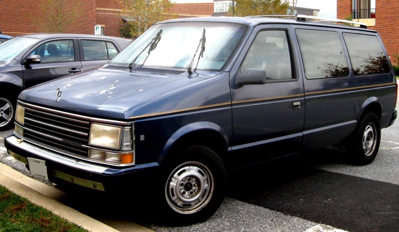 Dodge Caravan 1990