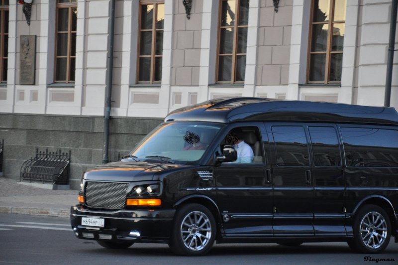 Chevrolet Express Cadillac