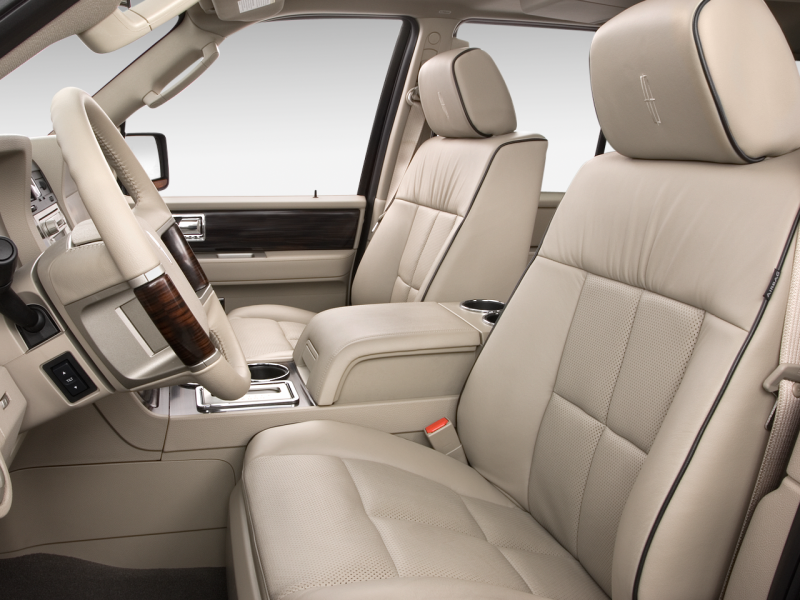 Lincoln Navigator 2006 салон