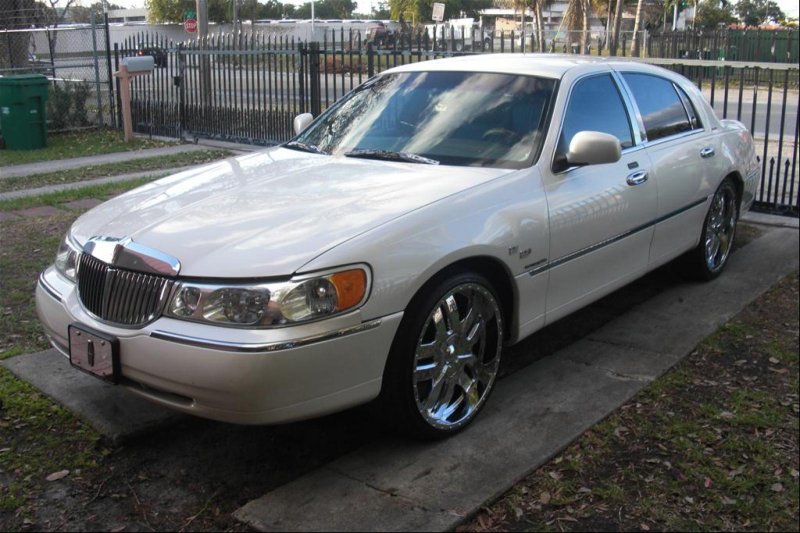 Lincoln Town car 1999