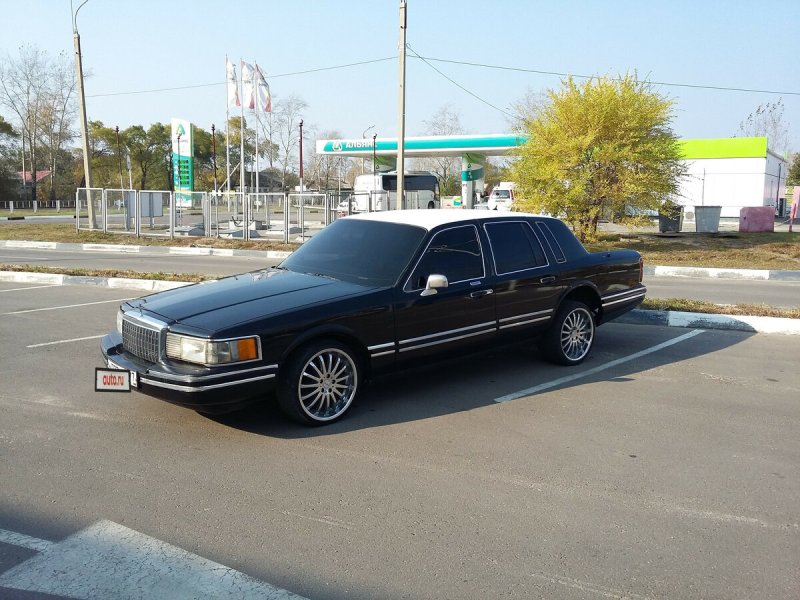 Lincoln Town car 1992