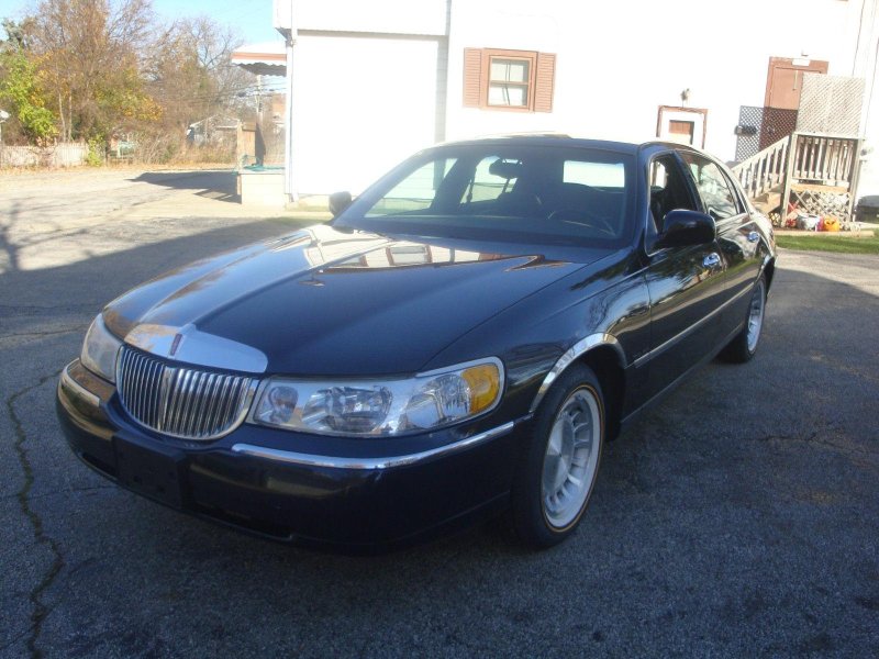 Lincoln Таун кар 1998