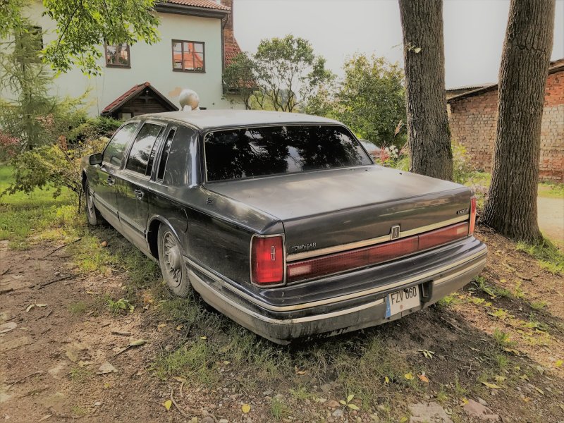 Lincoln Town car II 1993