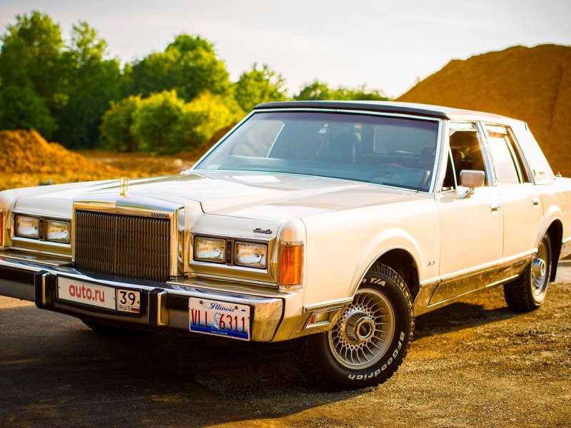 Lincoln Town car 1981