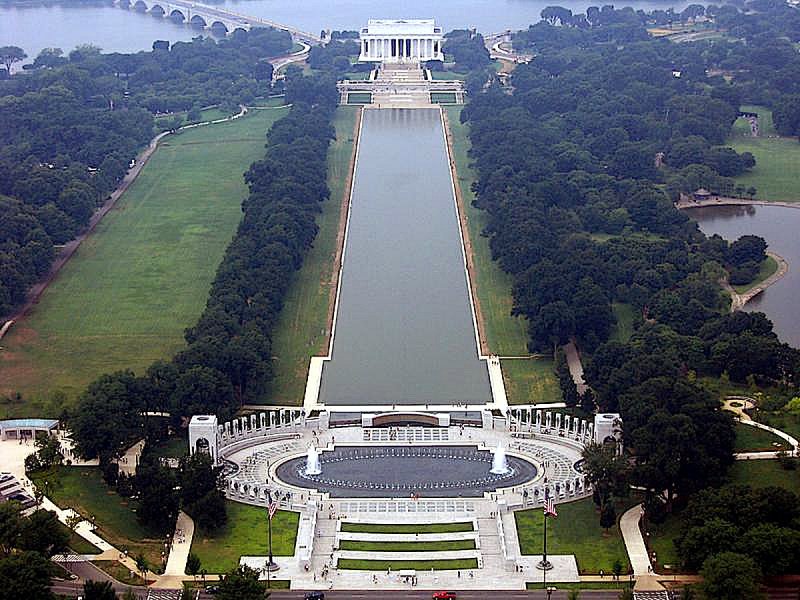 Lincoln Memorial in Washington вид сверху