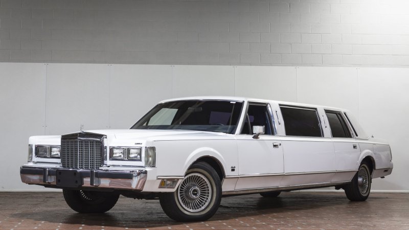 Lincoln Town car 1985 лимузин