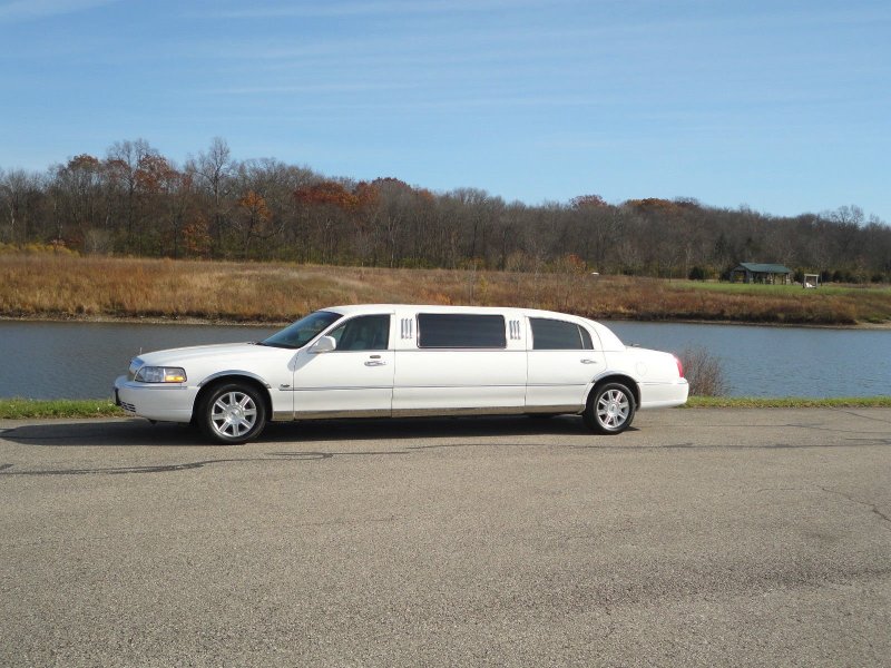 Lincoln Town car 2006 лимузин