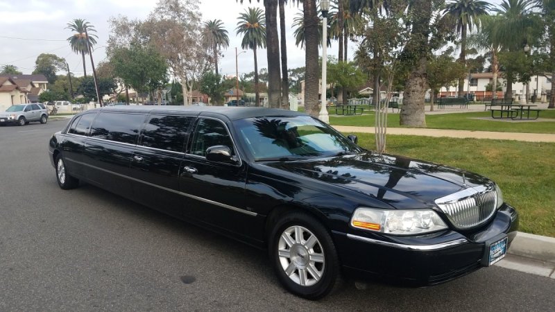 Lincoln Town car 1999 лимузин