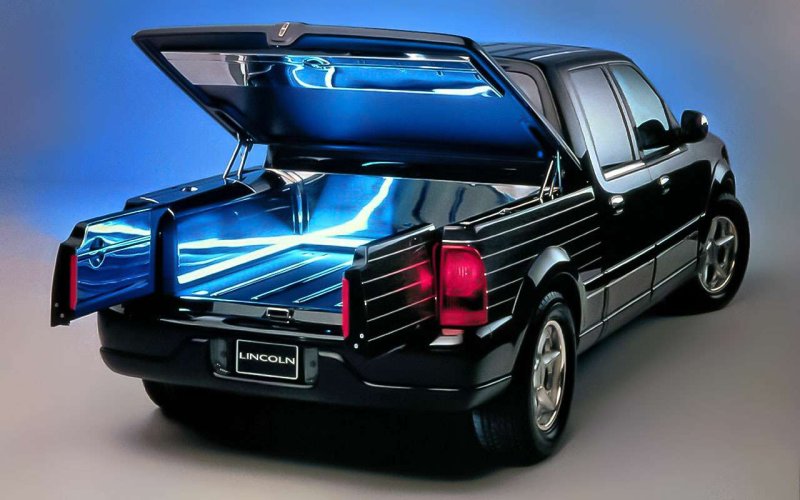 Lincoln Blackwood 2001